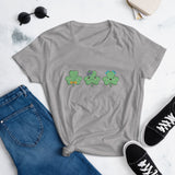 Three Cute Shamrocks (Women's Short Sleeve T-Shirt)